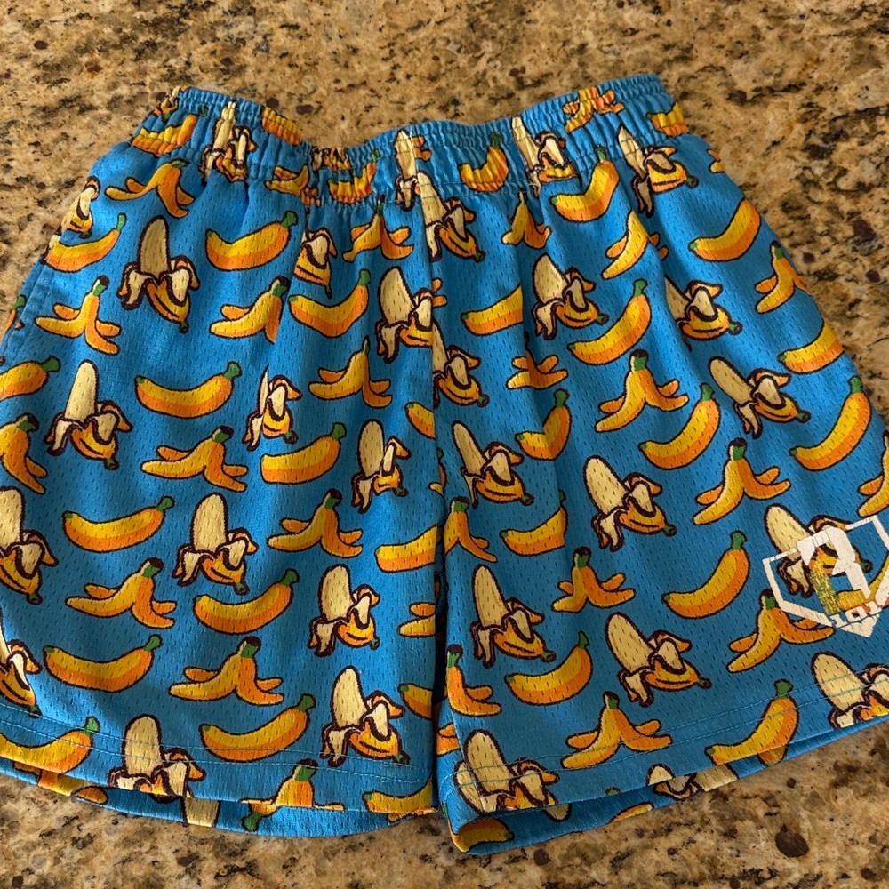 B101 Blue Banana Print Shorts YM